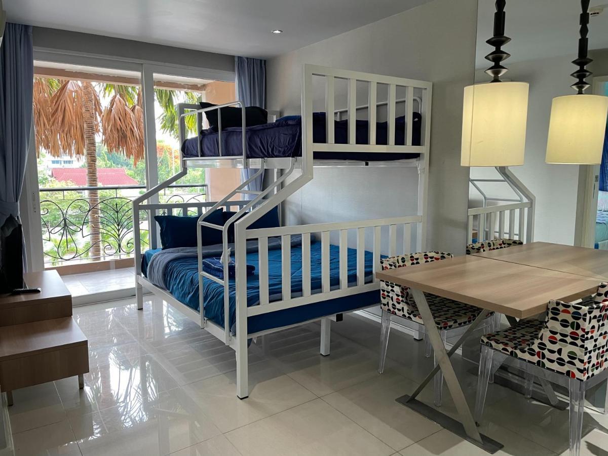 Atlantis Condo Resort Jomtien Exterior photo