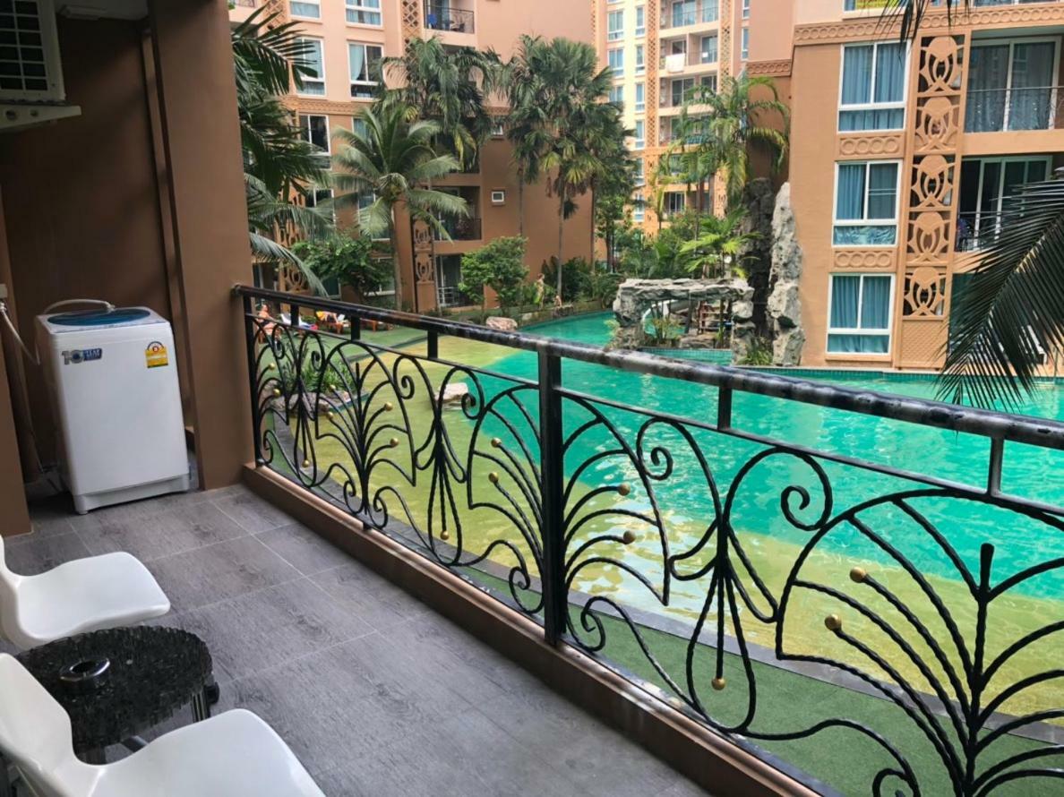 Atlantis Condo Resort Jomtien Exterior photo